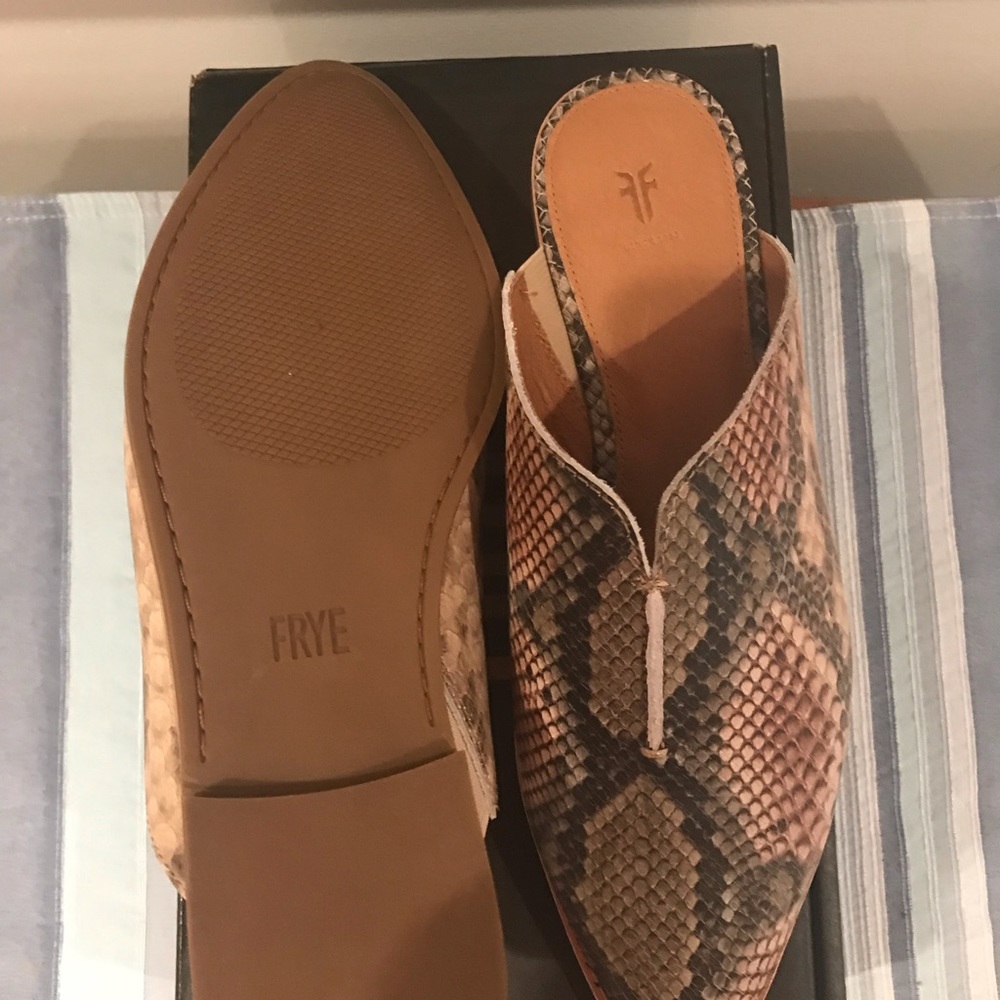 Frye Nolan Mule - Picture 4 of 5